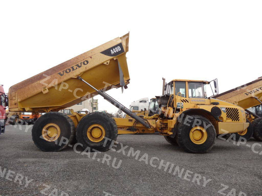 Сочлененный самосвал VOLVO A40D